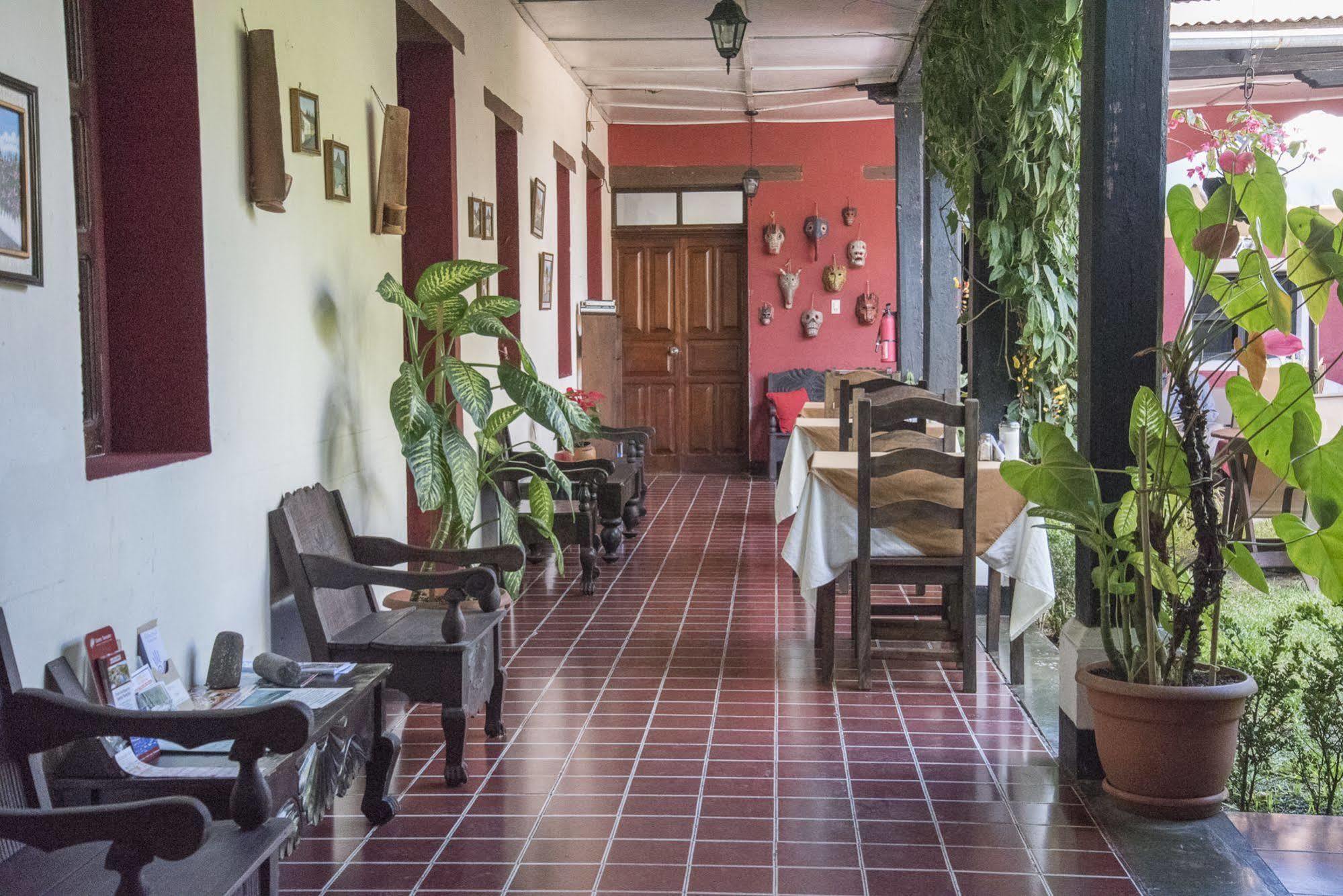 Posada Don Diego Antigua Exterior photo